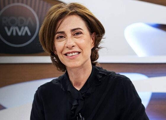 Foto colorida de Fernanda Torres - Metrópoles