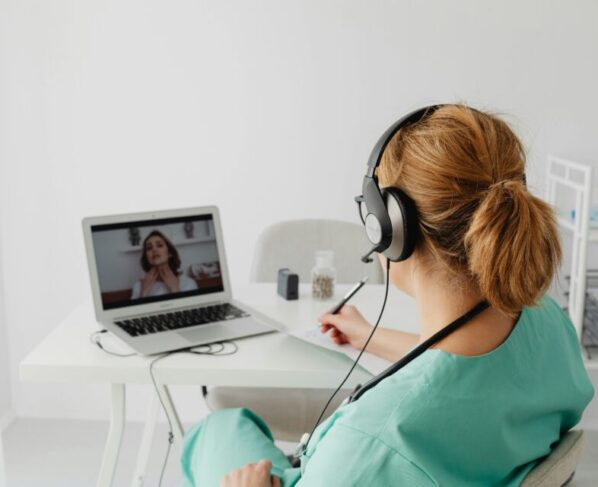 Teleconsulta no SUS? Um Estado brasileiro já conseguiu; saiba qual