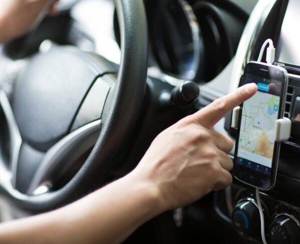 Uber defende no STF que não há vínculo de emprego com motoristas