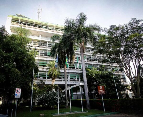 Vereadores aprovam Orçamento de Cuiabá para 2025 com crescimento em R$ 1 bilhão