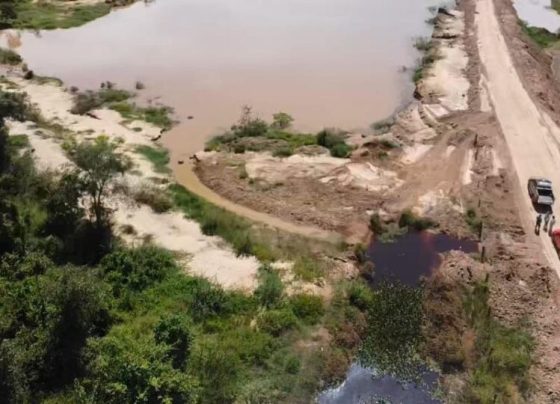 Batalhão Ambiental fecha área ilegal de mineradora e aplica multa de R$ 188 mil