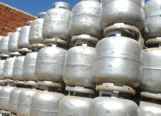Gás de cozinha fica mais barato neste sábado com ICMS menor