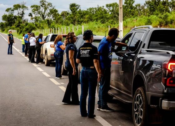 Mais de 100 veículos são abordados em ação integrada pré-Carnaval na MT-215