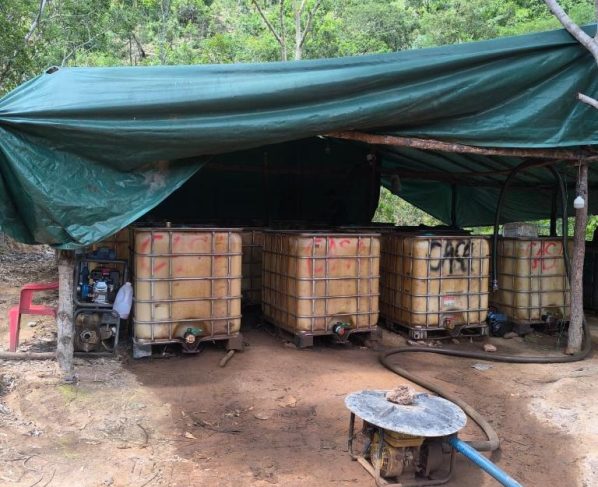 Posto clandestino que abastecia garimpos ilegais é fechado em Vila Bela
