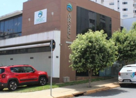 Prefeito envia à Câmara projeto que extingue Arsec e cria novos conselhos
