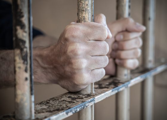 Preso homem que tentou abusar sexualmente de criança em via pública de Nova Mutum