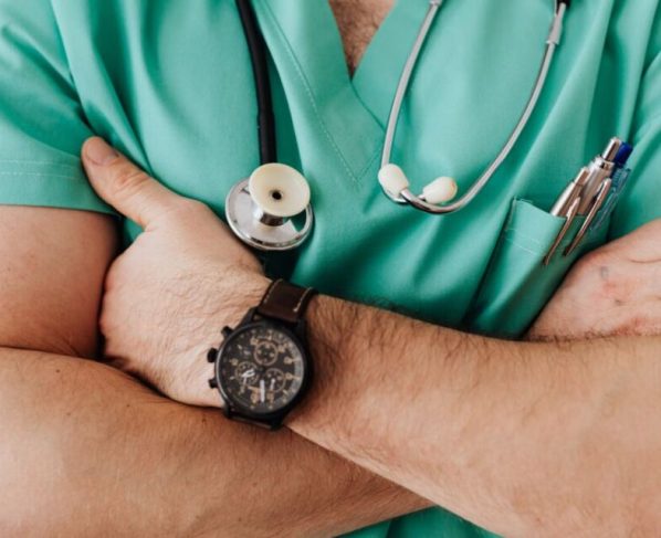 Médicos virtuais e um leitor de código genético: como a IA tem sido usada na saúde?