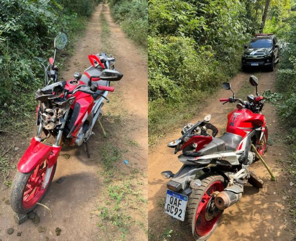 Moto que professor usava no momento do crime