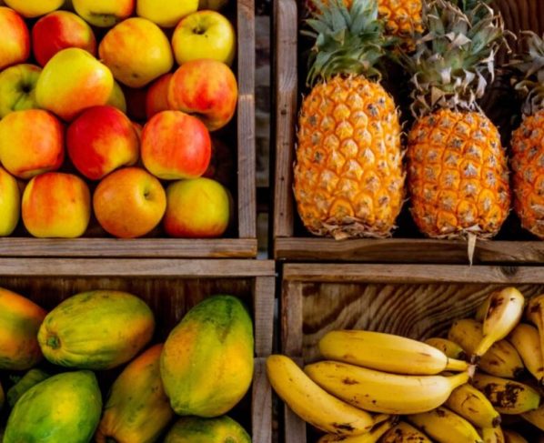 Tarifaço de Trump coloca em risco principal polo exportador de frutas do Brasil
