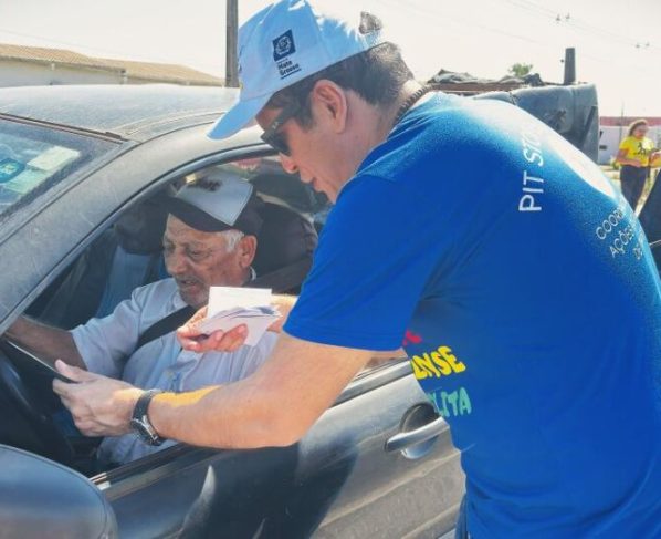 Detran orienta motoristas sobre condutas mais seguras no trânsito no Dia Nacional do Pedestre