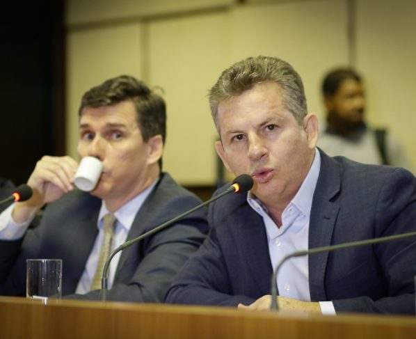 Mauro Mendes diz que impacto do tarifaço dos EUA foi “marolinha”