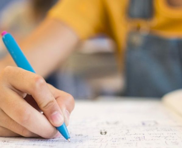 Escolas de Cuiabá voltarão com execução do Hino Nacional