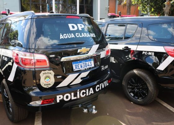 Viaturas da Delegacia de Polícia Civil de Água Clara. (Foto: Divulgação/PCMS)