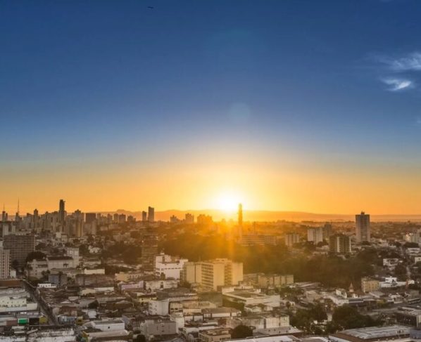 Mesmo no outono, calorão domina Mato Grosso e semana deve ter temperaturas de até 34ºC