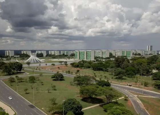 Auxílio-alimentação de servidores federais sobe para R$ 1.192