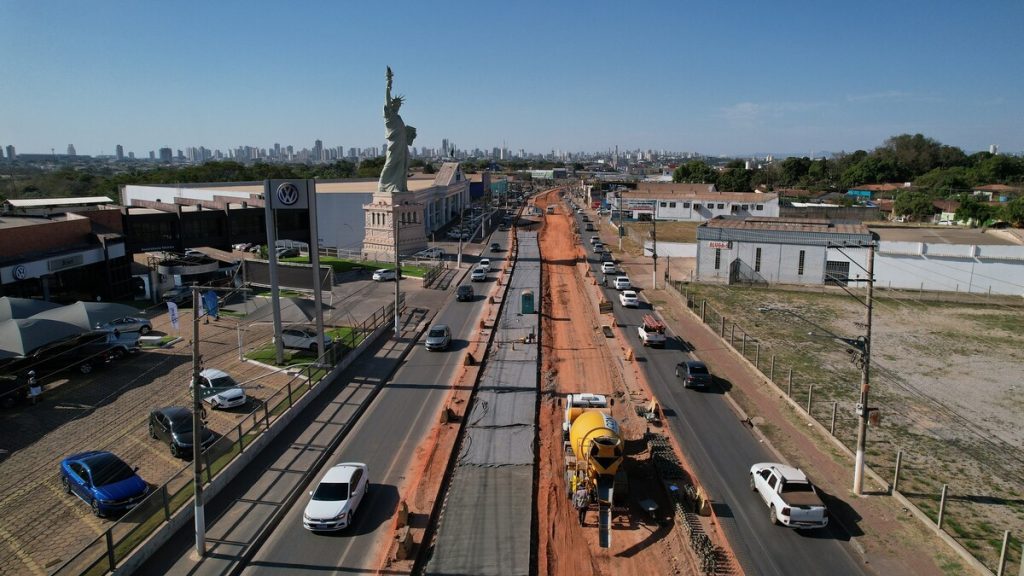 Novo retorno e acesso ao centro da cidade será construído na avenida da FEB. (Foto: Prefeitura)
