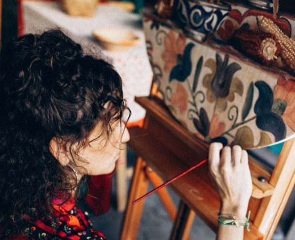 Pela 1ª vez no país, a mostra da artista italiana Ulrike Belloni estreia em 26 de junho na Livraria Platô, em Brasília, com entrada gratuita - Metrópoles