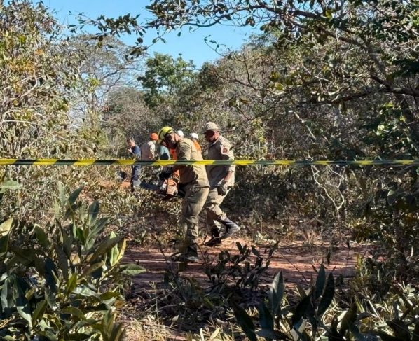 Cenipa utilizando drones no local do acidente de avião