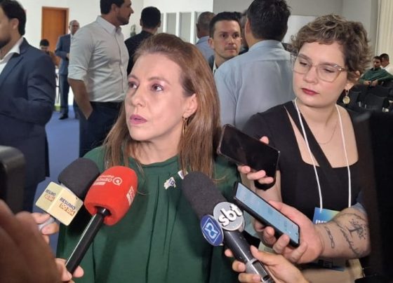 Flávia Moretti, secretários em Várzea Grande