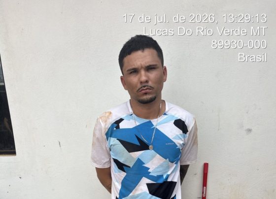 Robson da Silva foi encontrado embaixo da cama durante ação da polícia. - Foto: Reprodução
